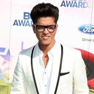 Bruno Mars in BET Awards 2011